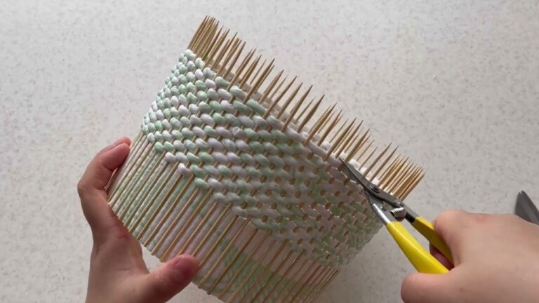 5 einfache Schritte, um mit Plastik unglaubliche Schönheit zu kreieren!