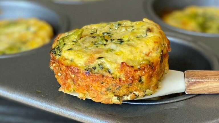 1 Karotte, 1 Zwiebel und 4 Eier! In 5 Minuten fertig — Zucchini gehört unbedingt dazu