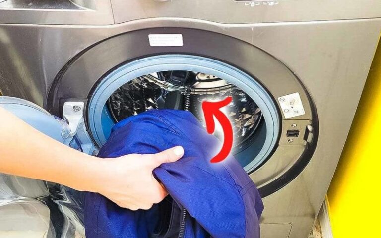 How to Wash Puffer Jackets in the Washing Machine So They Stay Like New!