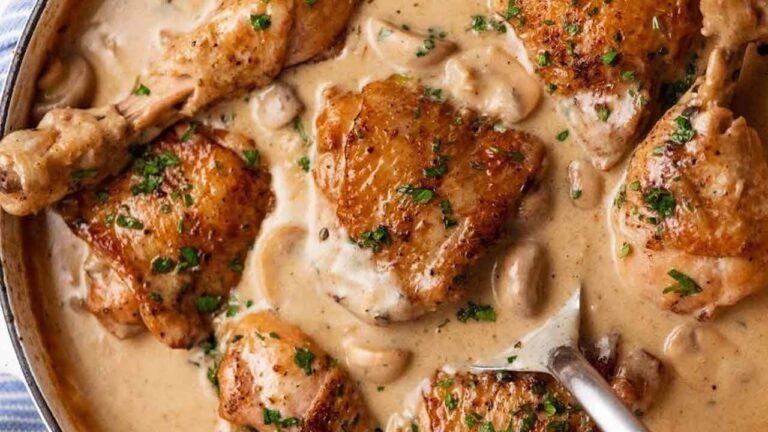 Fricassea di pollo: stufato francese facile e veloce