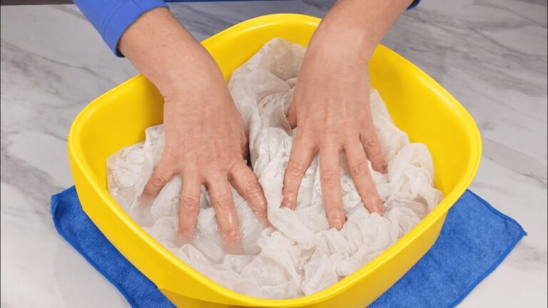 Put Your Kitchen Towels in a Pot. They’ll Come Out SNOW WHITE